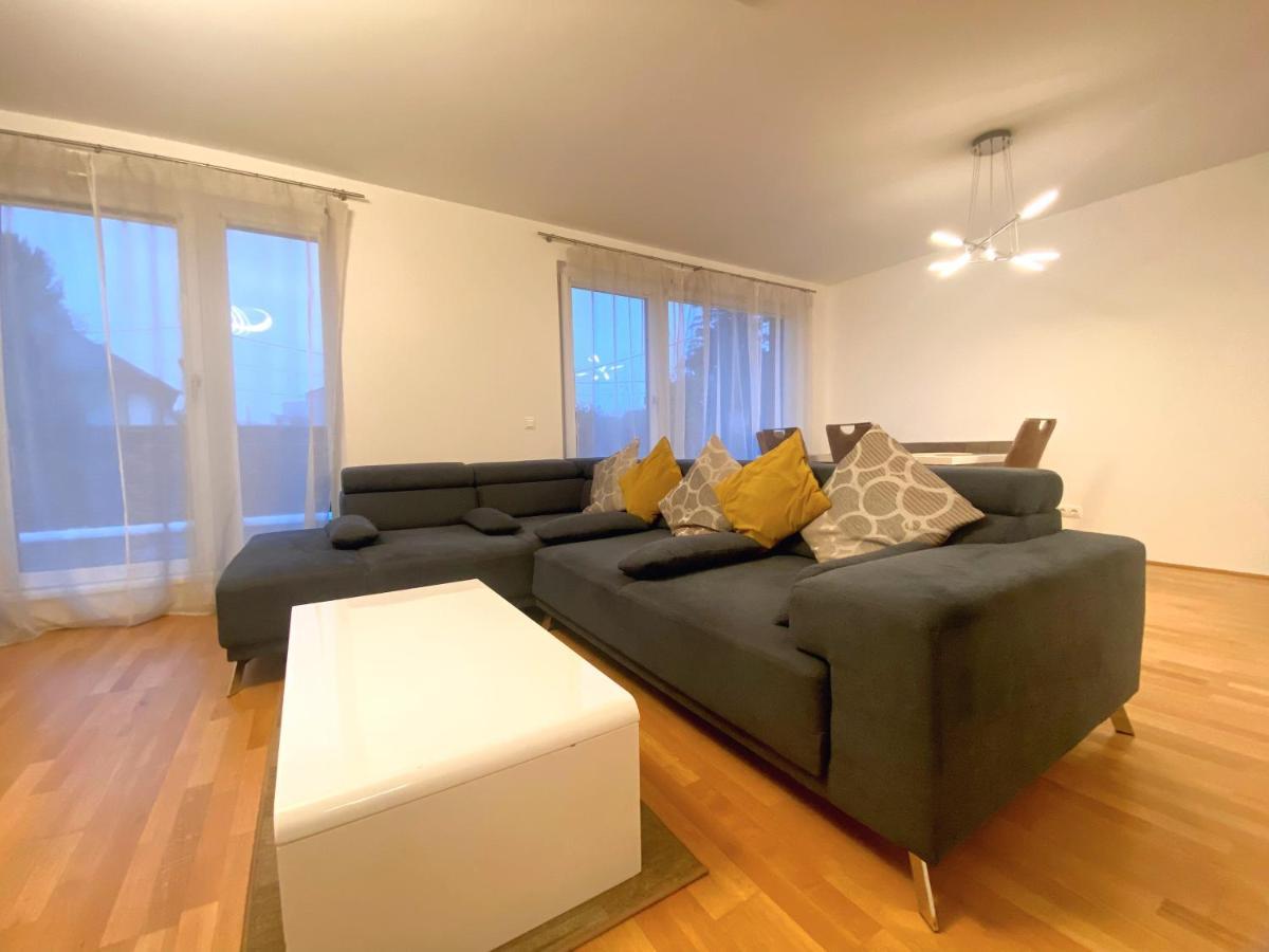 Near Lake Spacious & Furnished Beautiful Apartment 维也纳 外观 照片