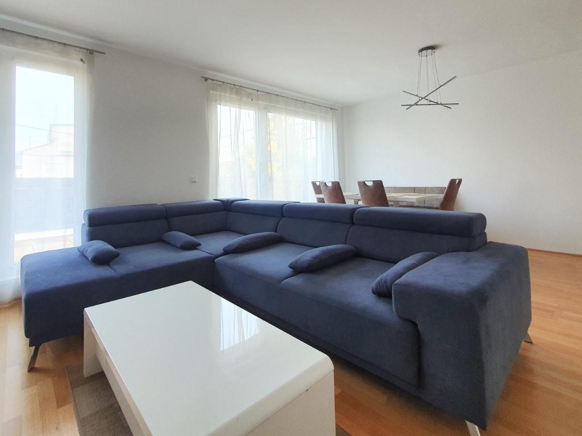 Near Lake Spacious & Furnished Beautiful Apartment 维也纳 外观 照片